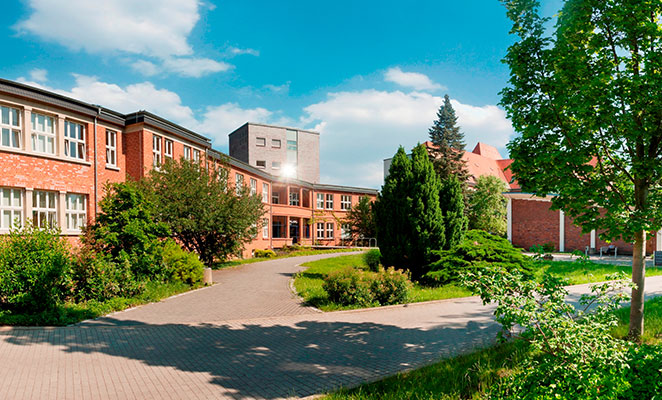 Diakonissenkrankenhaus Gebäudeansicht Diakonissenkrankenhaus, Link zur Klinikseite