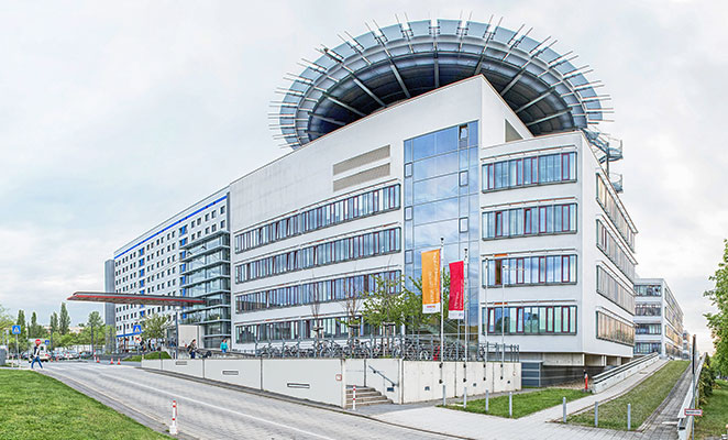 Universitätsklinikum Halle (Saale) Gebäudeansicht Universitätsklinikum Halle (Saale), Link zur Klinikseite